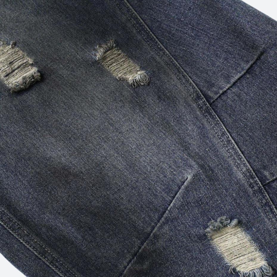 Distressed Baggy Jeans